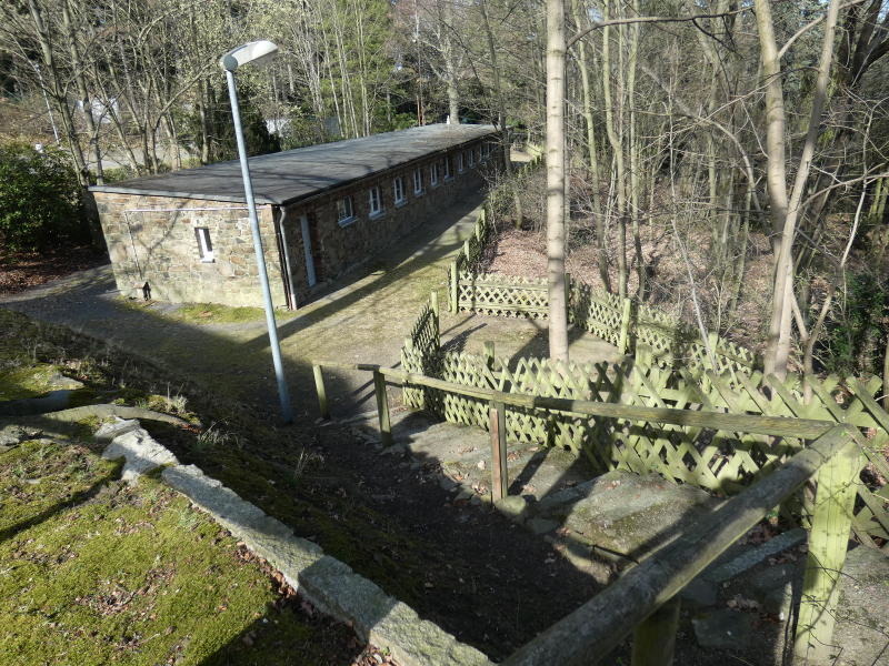 Erheblicher Baubedarf auf der und um die Hutbergbühne