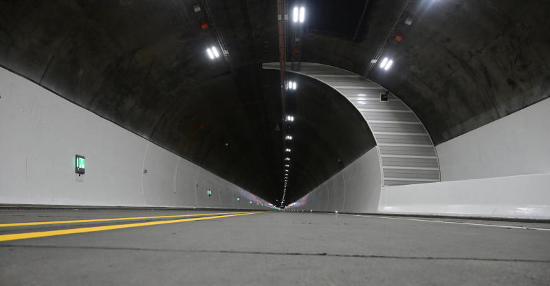 Zwei Sperrungen des A4-Tunnels