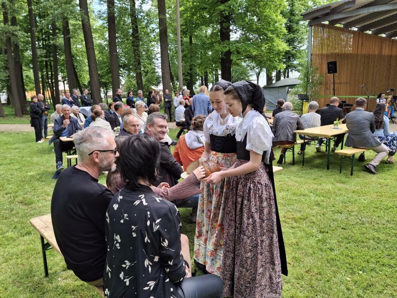 So schön ist jetzt die Räckelwitzer Insel