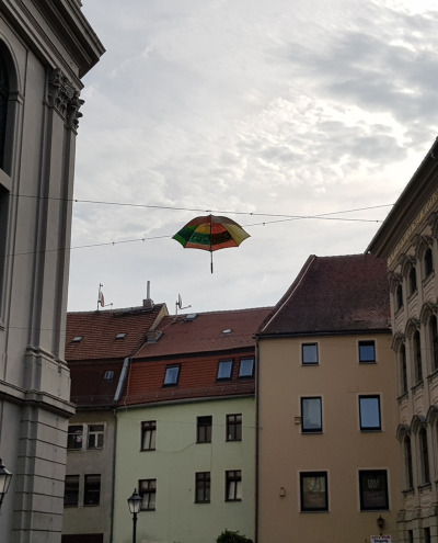 Regenschirme für den Johannisplatz