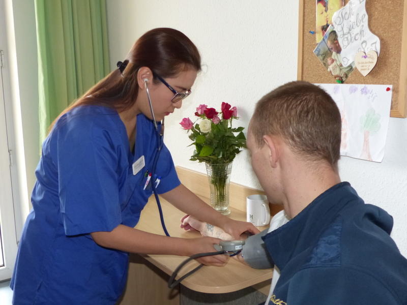Wenn der Krankenpfleger
aus Vietnam kommt