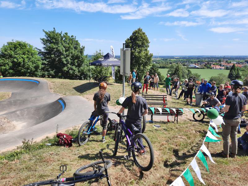 Neuer Pumptrack in Elstra eingeweiht