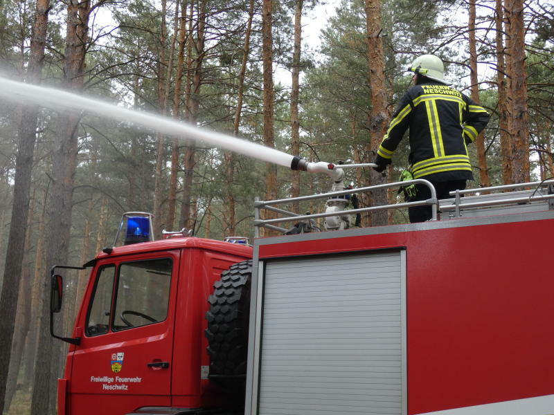 Feuerwehrübung erfolgreich am Hahnenberg absolviert