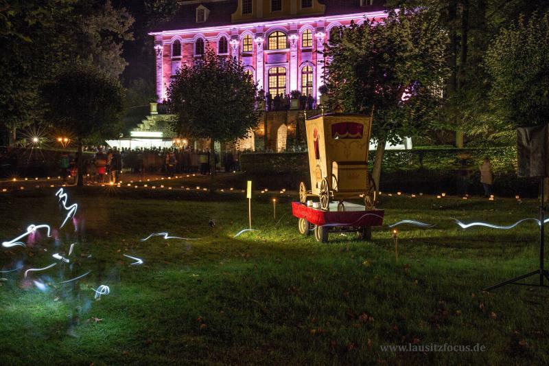 Neschwitz: Lichterfest für eine 300-Jährige