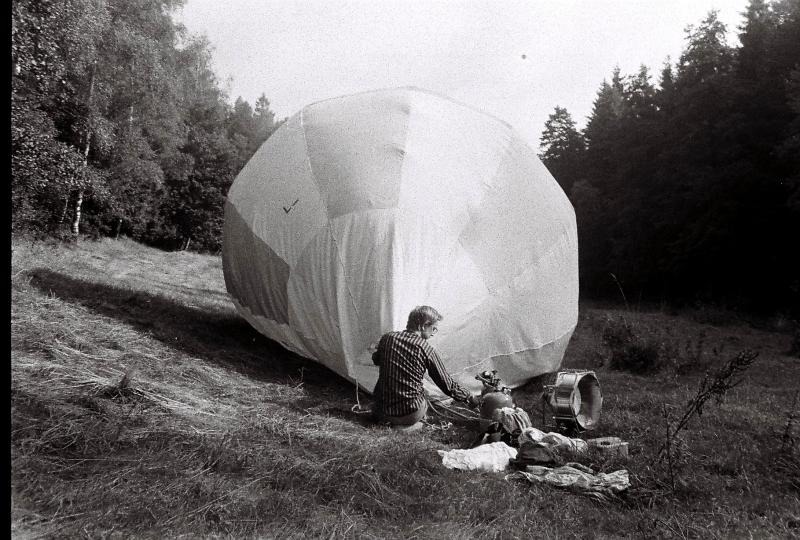 Fluchtversuch  mit dem Ballon