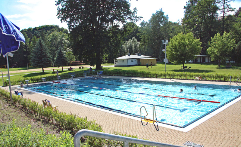 Straftäter in Badehose festgenommen