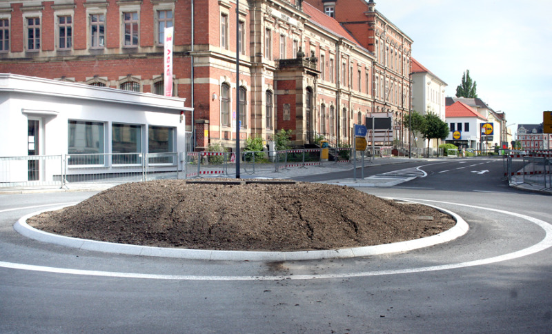 Am Löbauer Kreisel rollt der Verkehr