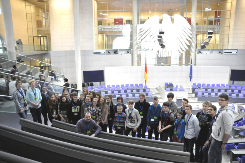 Schülerpreisträger im Bundestag