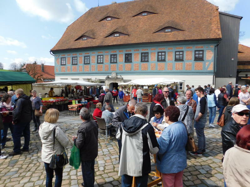 Frühjahrsmarkt auf dem Eibauer Faktorenhof 