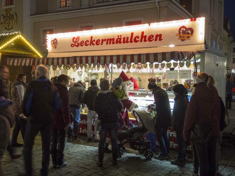 Wichteltag in der Stadt Löbau lockt Besucher an 