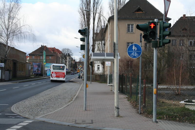 Das Landratsamt stellt neuen Blitzer auf