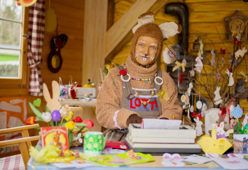 Osterhasen freuen sich auf Post