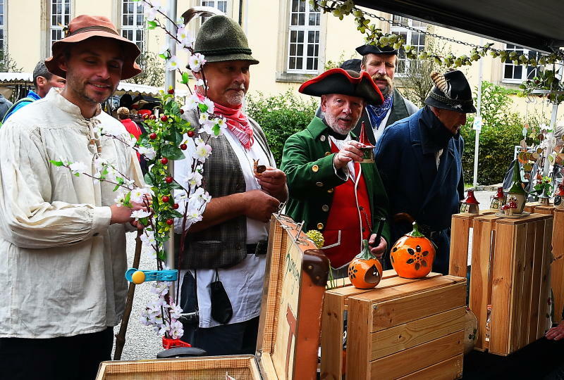 Auf zu Karaseks Naturmarkt in Seifhennersdorf