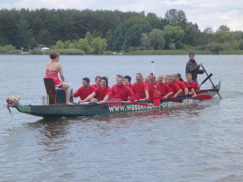 Mit Drachenbooten auf dem Stausee Quitzdorf