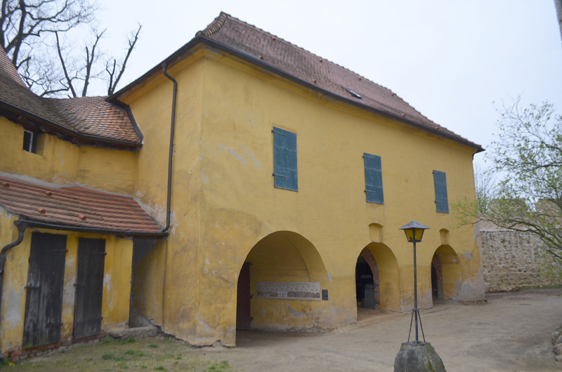 Jetzt kommt auch das Torhaus an die Reihe