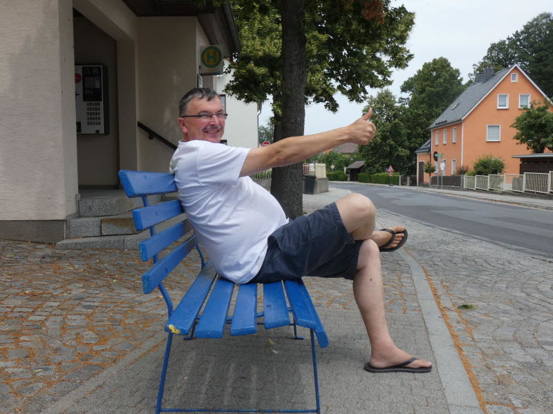 Mitfahrbänke für den ganzen Landkreis