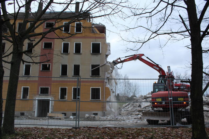 Die Abrissbagger regieren wieder