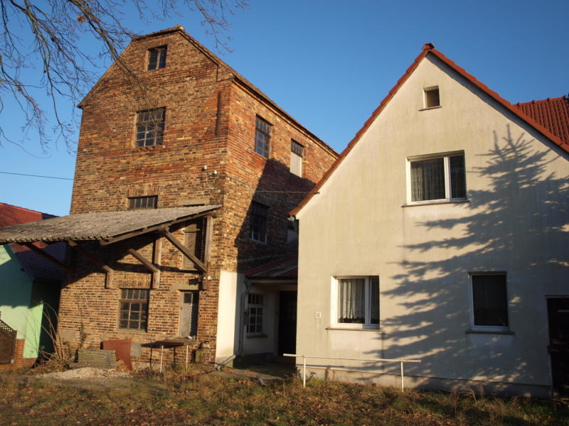 Arbeit an der Mühle startet