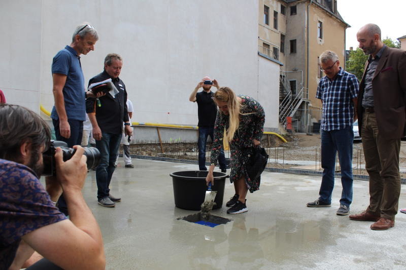 Mehr Kinogenuss:  Kiefts bauen an