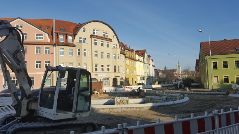 Kreisverkehr bleibt gesperrt