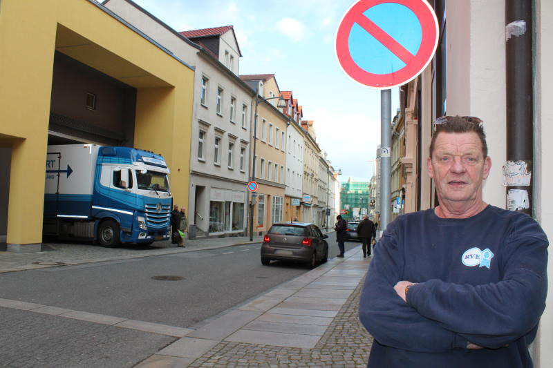 Ausgebremst an Bautzens heikelster Falschparkerstraße