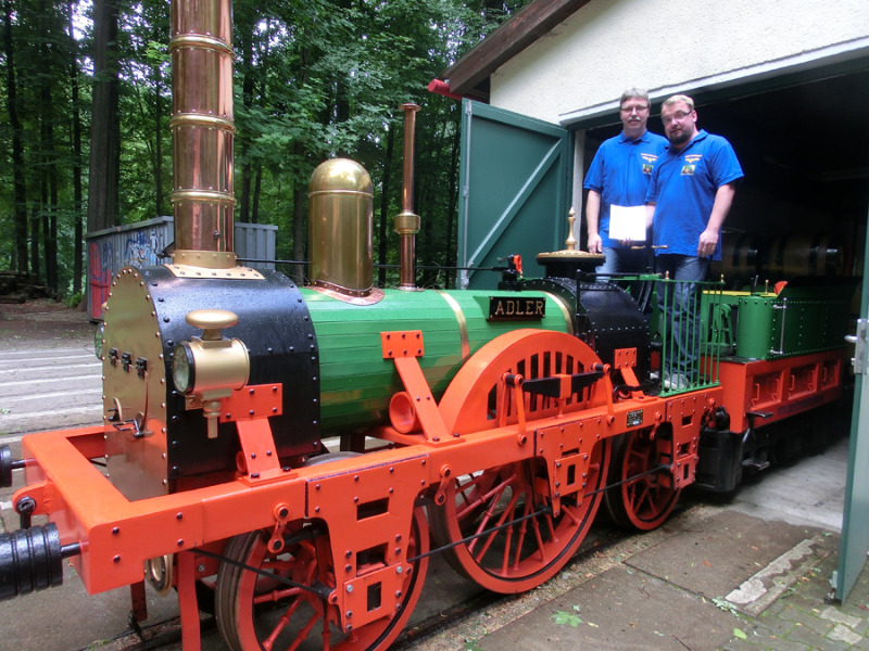 Jetzt geht’s wieder los bei der Oldtimer Parkeisenbahn