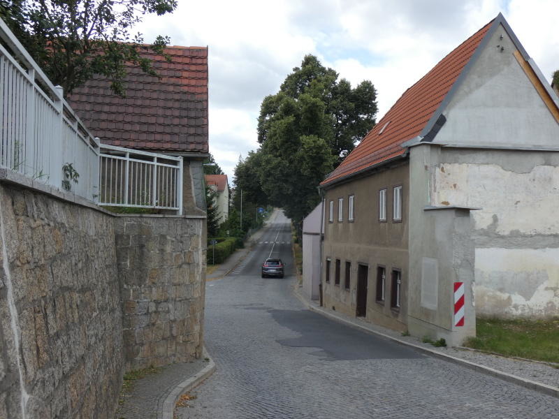 Engstelle an der Pulsnitzer Straße bleibt trotz Abrisses bestehen