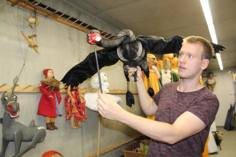 Er will Puppentheater in neue Zeiten führen