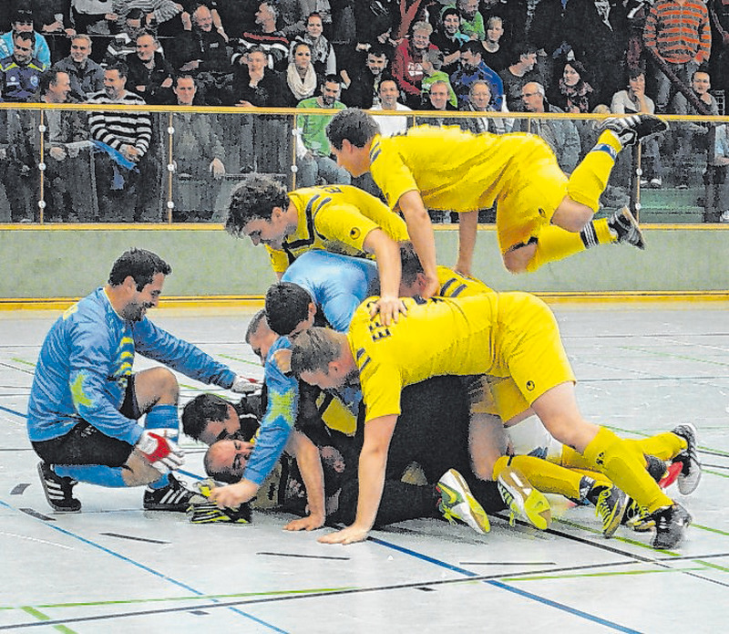 Bernstadt erlebt den Sparkassen-Cup im Fußball