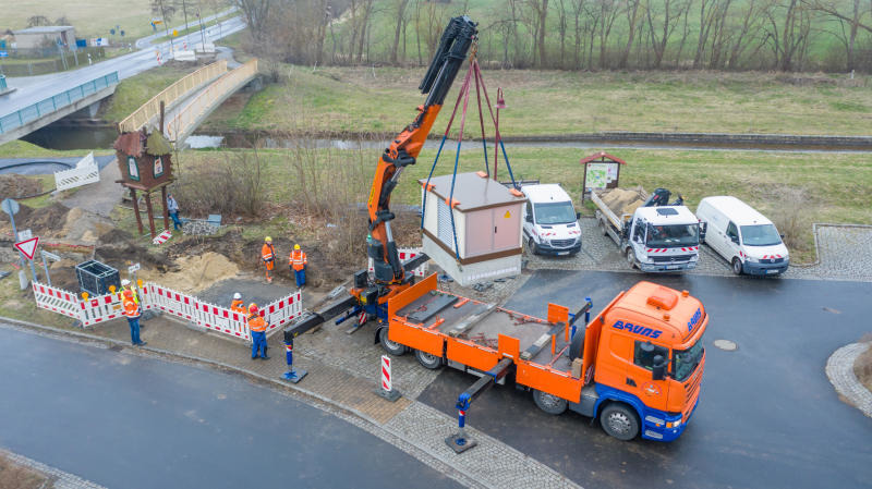 Enso Netz erneuert Stromleitung in Sproitz