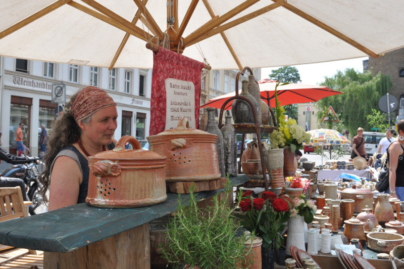 Schlesischer Tippelmarkt zeigt „Tippel und Töppe“