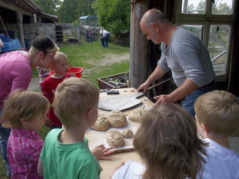 Auf bunten Wegen „Türöffner“ sein