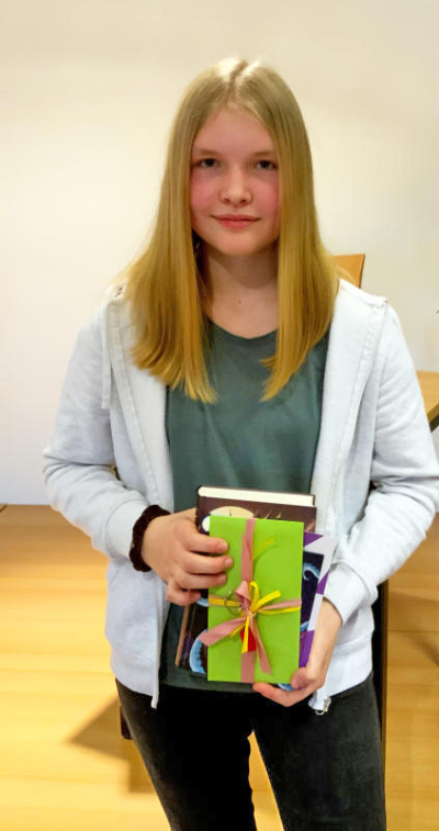  Gymnasiastin Amanda ist die beste Vorleserin 