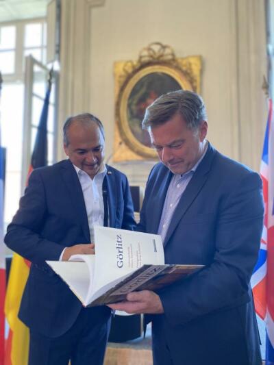 In der Stadt, aus der utopische Geschichten stammen