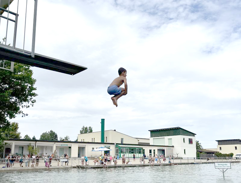Spaß für die ganze Familie im Waldstrandbad