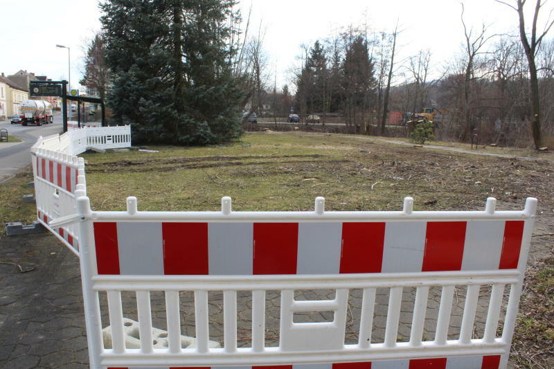 Oberlandgemeinde bekommt zentralen Buswendeplatz 