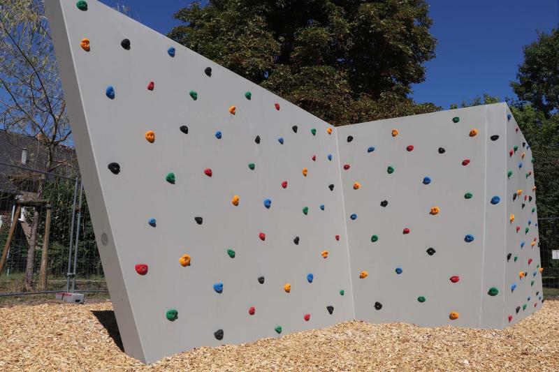 Boulderwand lockt jetzt  nach Rauschwalde