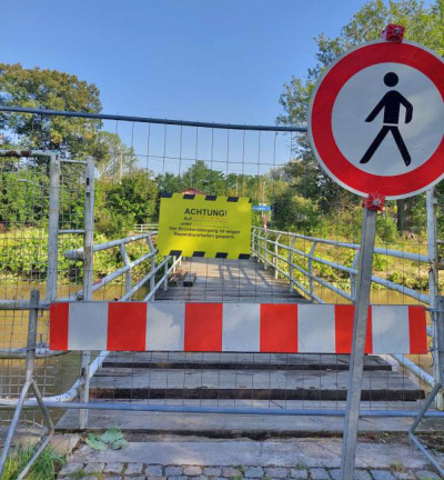 Ostritzer können nicht über die Fußgängerbrücke zum Bahnhof