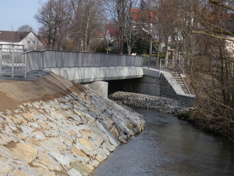 Brücke in Wiesa ist nun endlich fertig