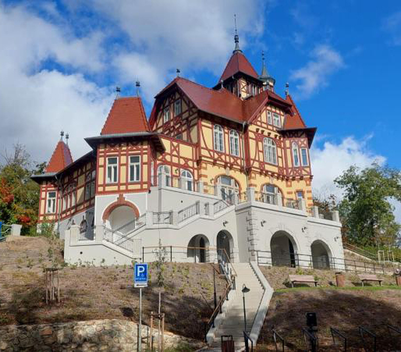 Auf Wanderung zum Burgsberg