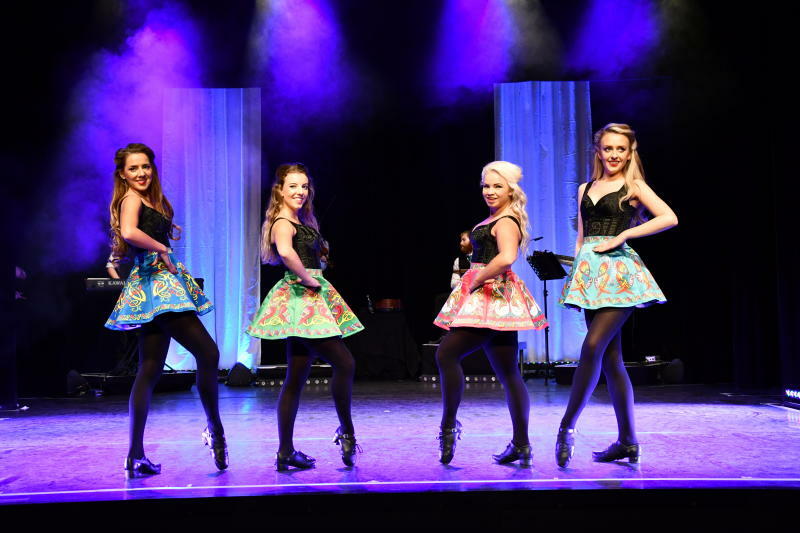 Irish Dance Show zündet ein Feuerwerk in Löbau