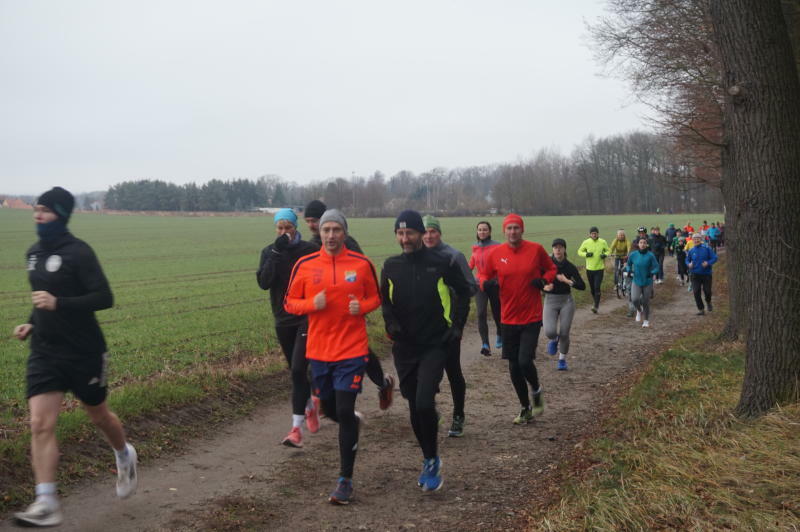Traditionelles Gansabrennen in Deutsch-Baselitz