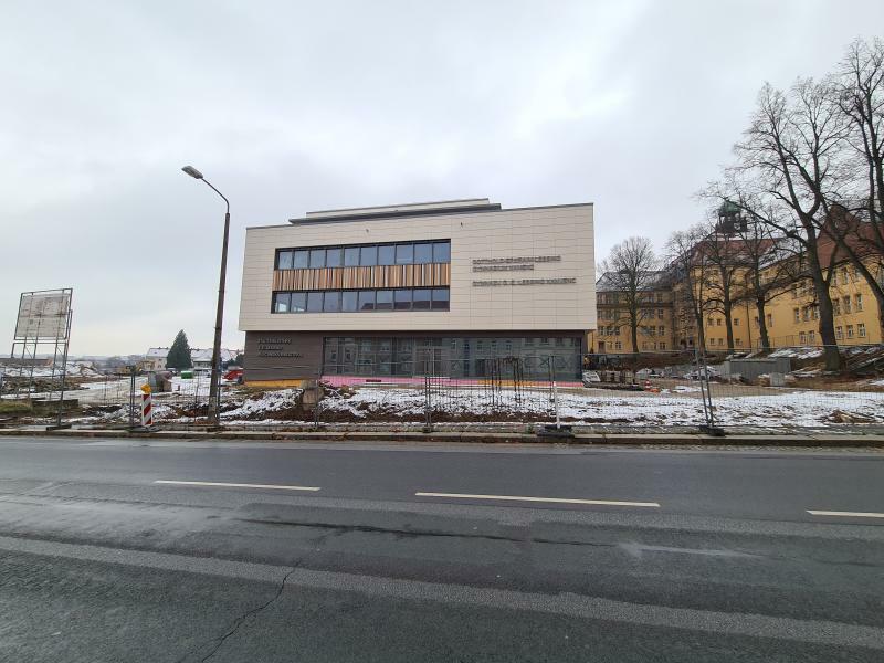 Neues Lessing-Gymnasium wird Öffentlichkeit übergeben