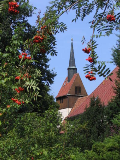 Förstgen feiert den Wiederaufbau der Kirche