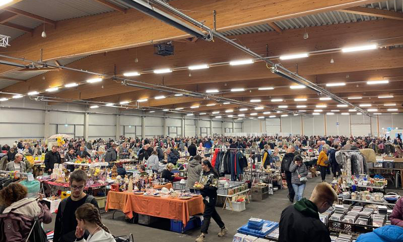 Tagesflohmarkt in der Löbauer Messehalle