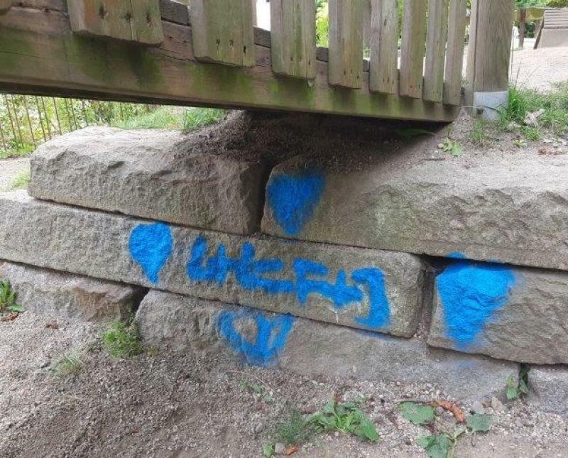 Schmierereien auf Zittauer Spielplatz