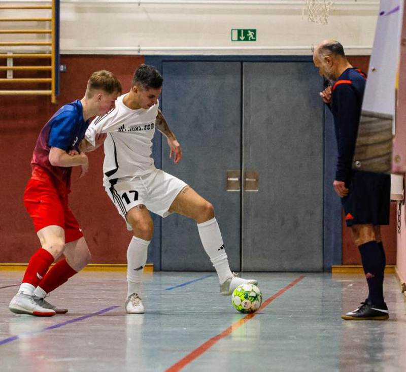 Budenzauber bei Neusalzaer Hallenturnieren