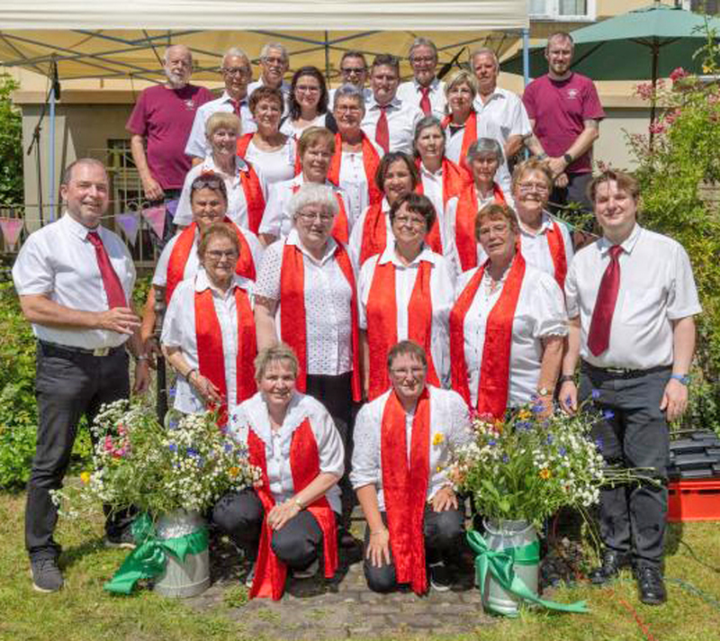 Heidespatzen setzen in Rothenburg Kessel Buntes auf