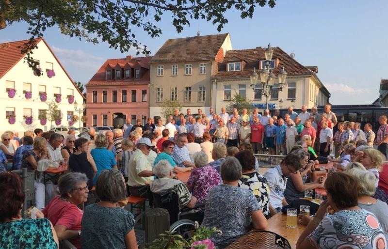 Wo man in Rothenburg singt, da lass Dich ruhig nieder