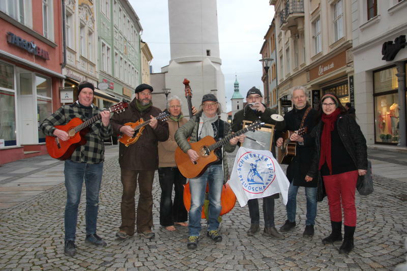 Straßenmusik für den Frieden auf der Reichenstraße